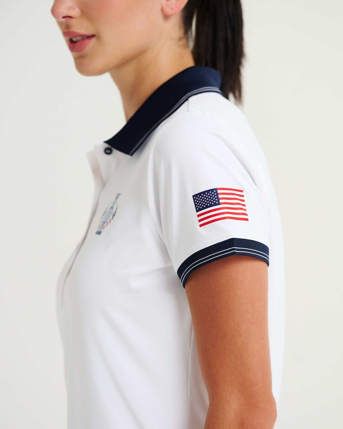 WHITE/NAUTI