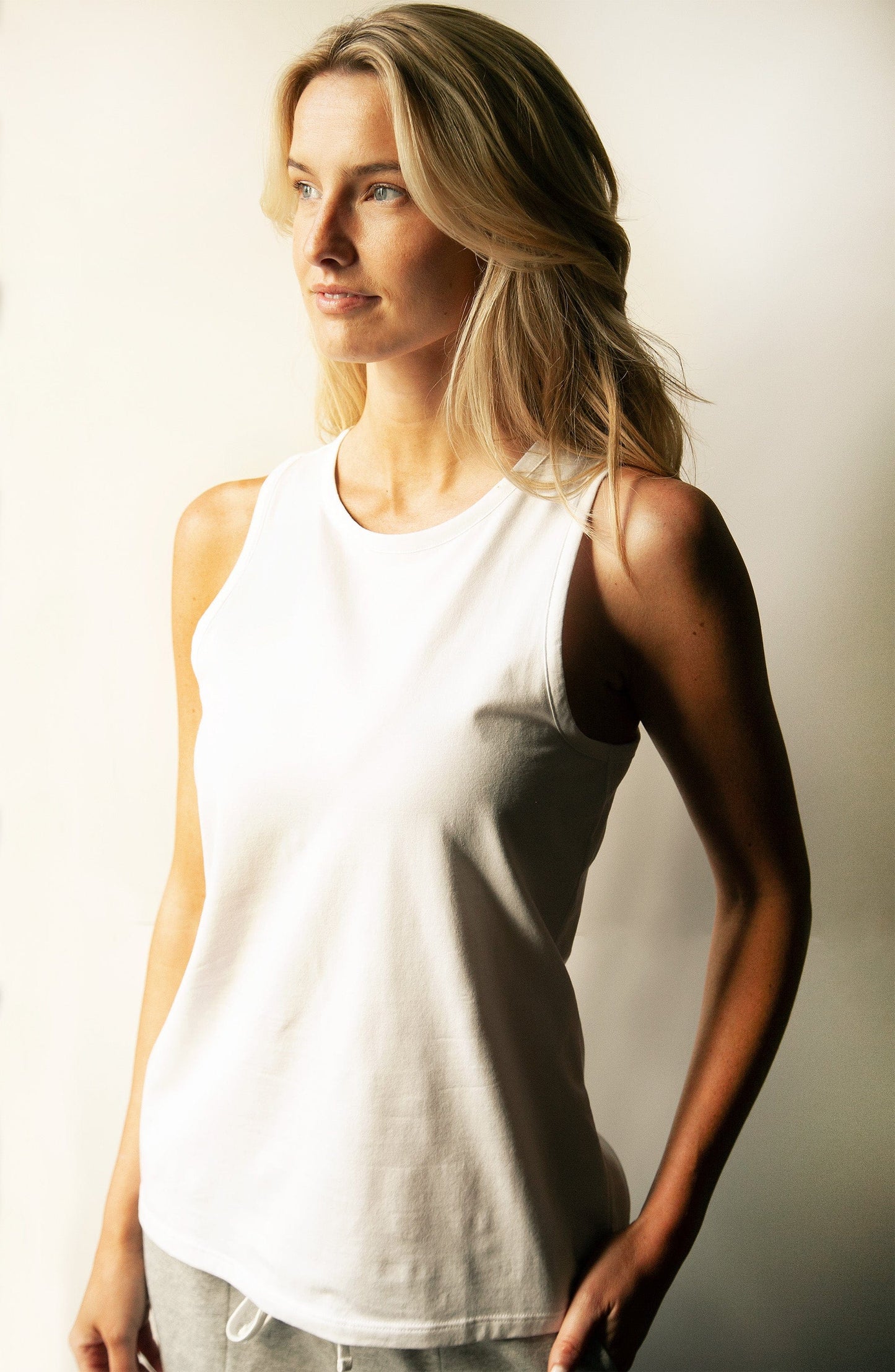 B.Draddy WHITE / XS KATE TANK