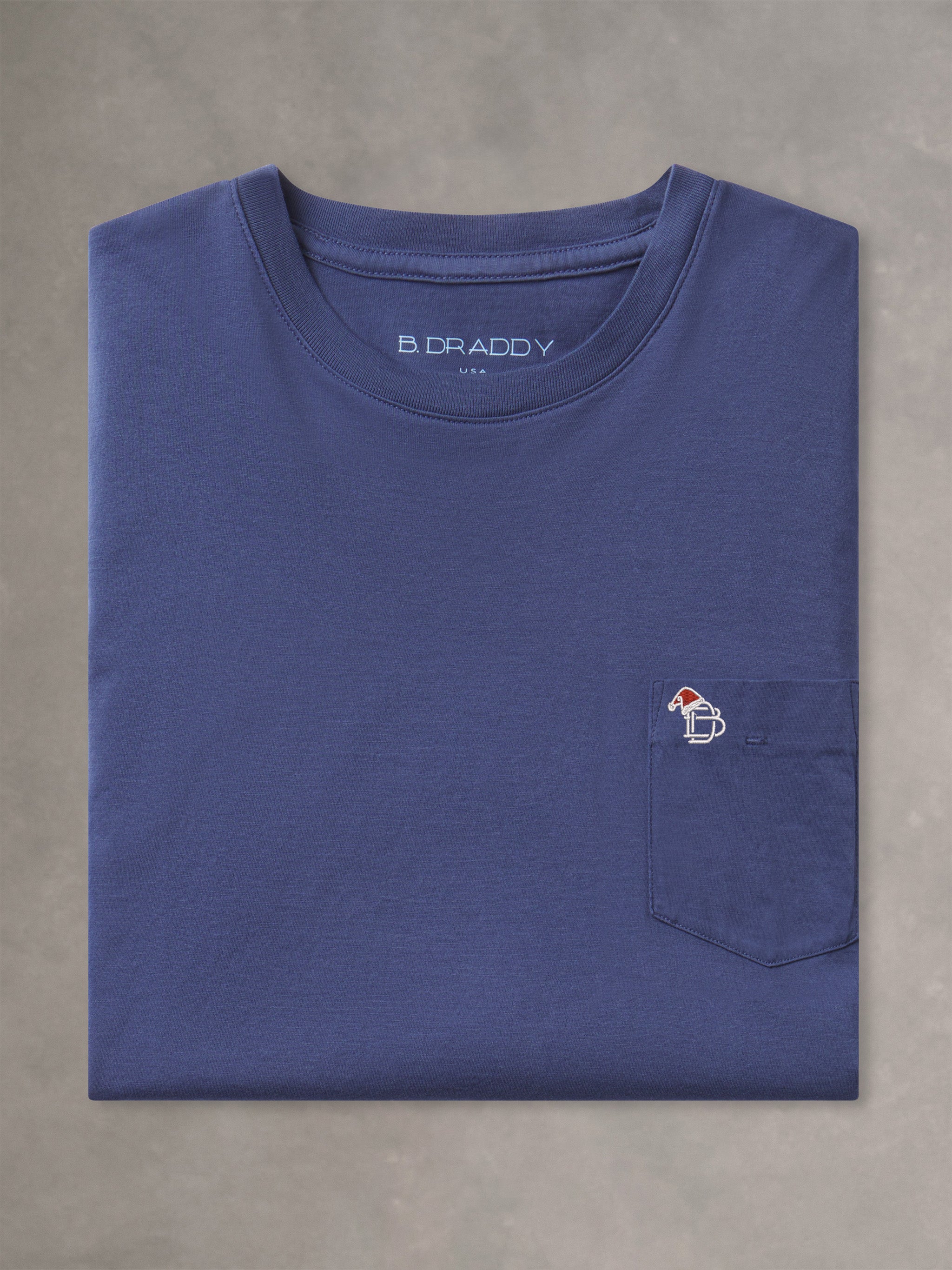 DEWEY SHORT-SLEEVE POCKET TEE | SANTA HAT | REGAL